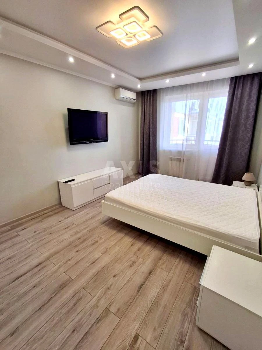 1k apartment vul. Kondratjuka Jurija 3639608