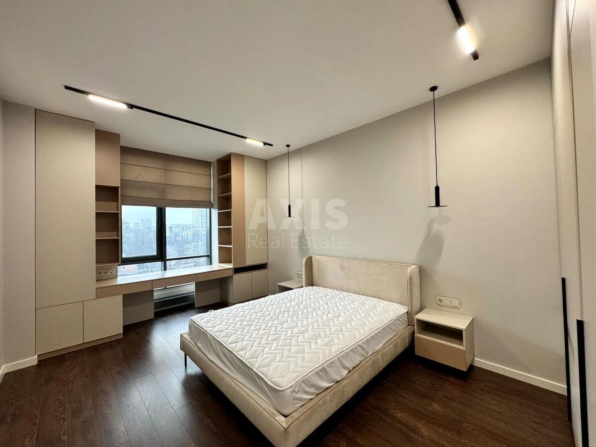 4k apartment vul. Strutyns'kogo Sergija 2657919