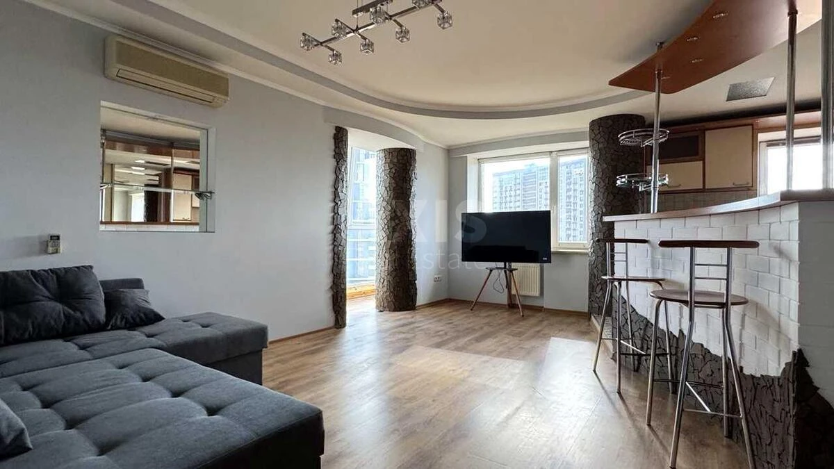 3k apartment vul. Zvirynec'ka 61А705620