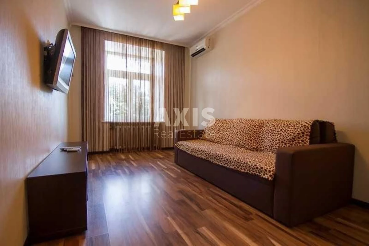 2k apartment vul. Jevgena Konoval'cja 7/9565141