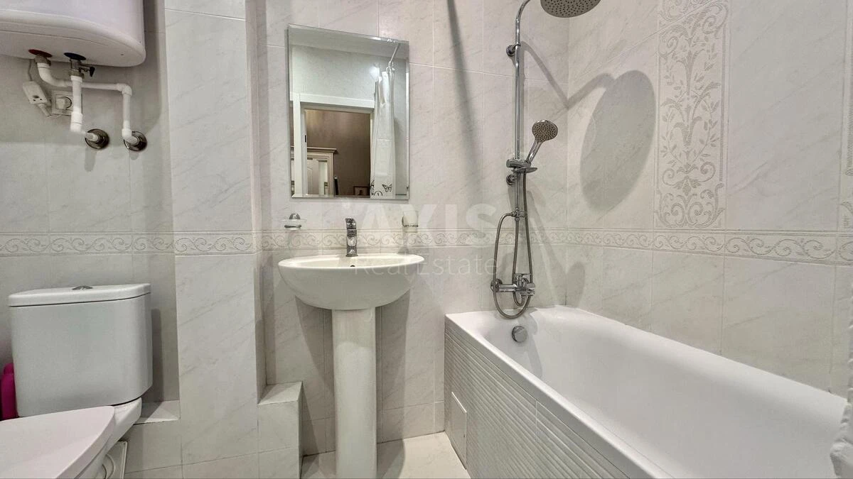 2к квартира ул. Драгоманова 106456712