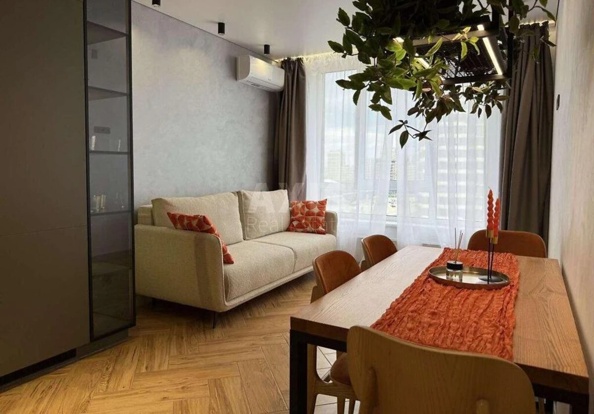 2k apartment vul. Oleksandra Olesja 27А709401