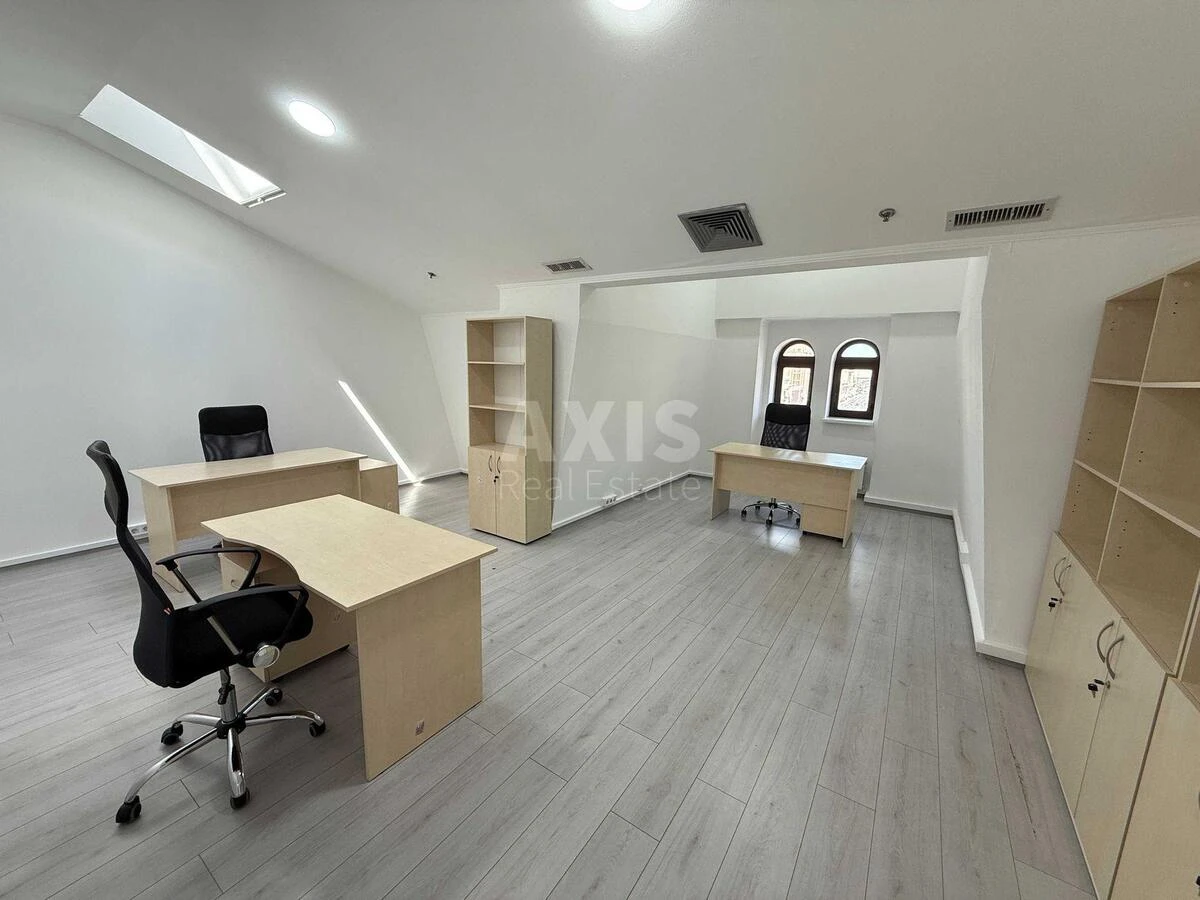 Office vul. Basejna 2А, 92m2651681