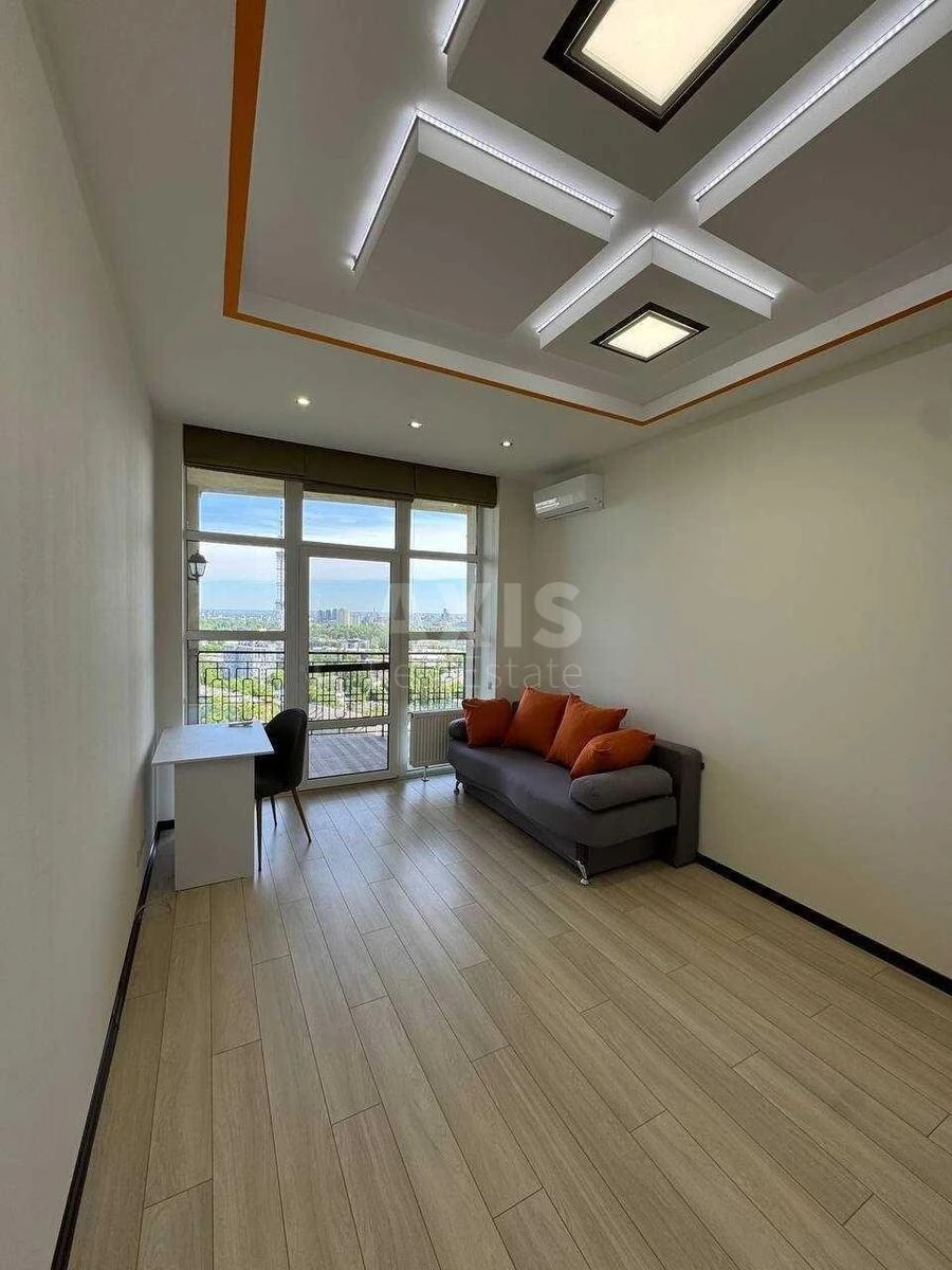 3k apartment vul. Parkovo-Syrec'ka 4Б683428