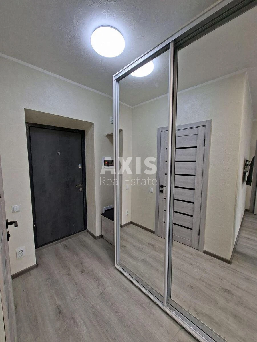 3к квартира ул. Телиги Елены 15615887