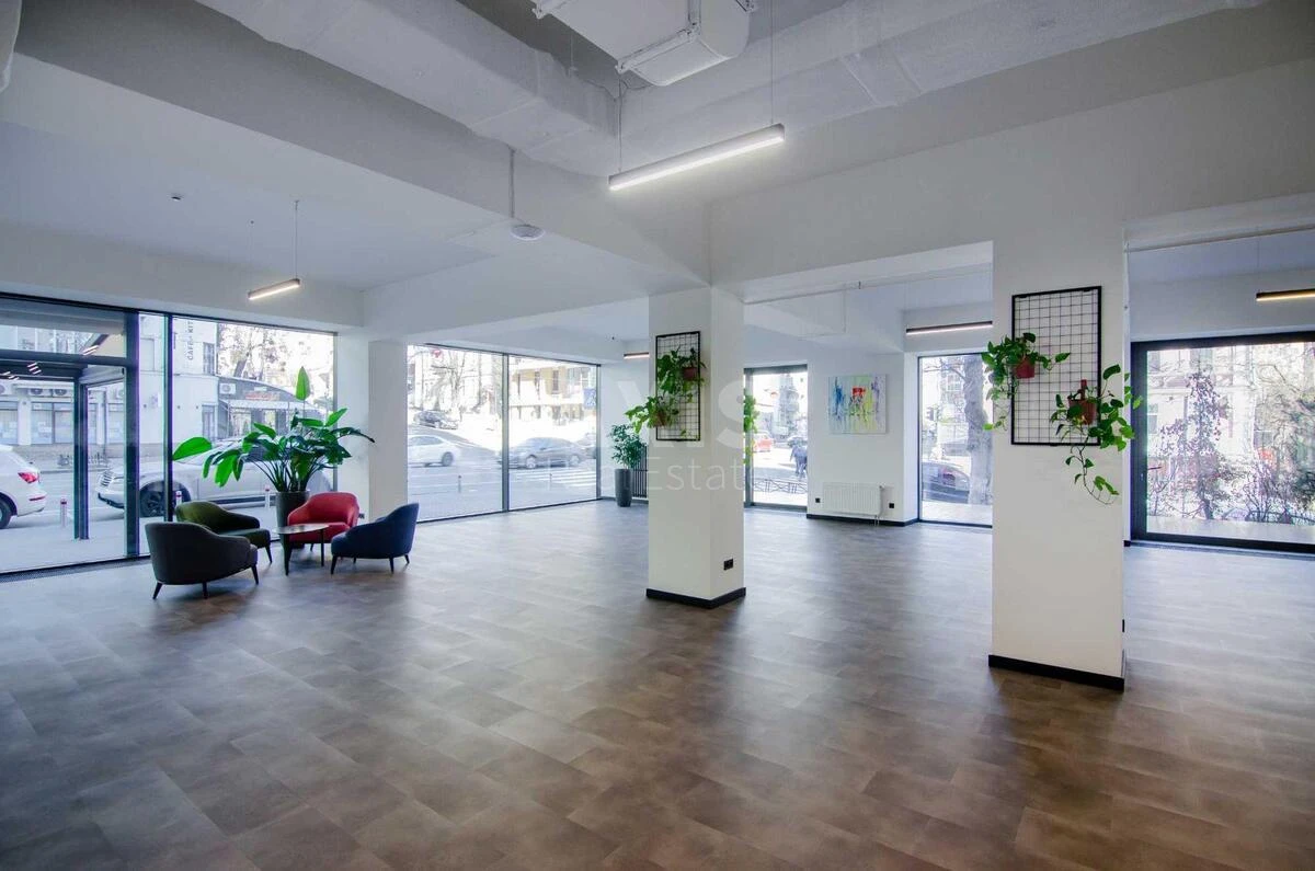 Office vul. Saksagans'kogo 53/80, 560m27003310