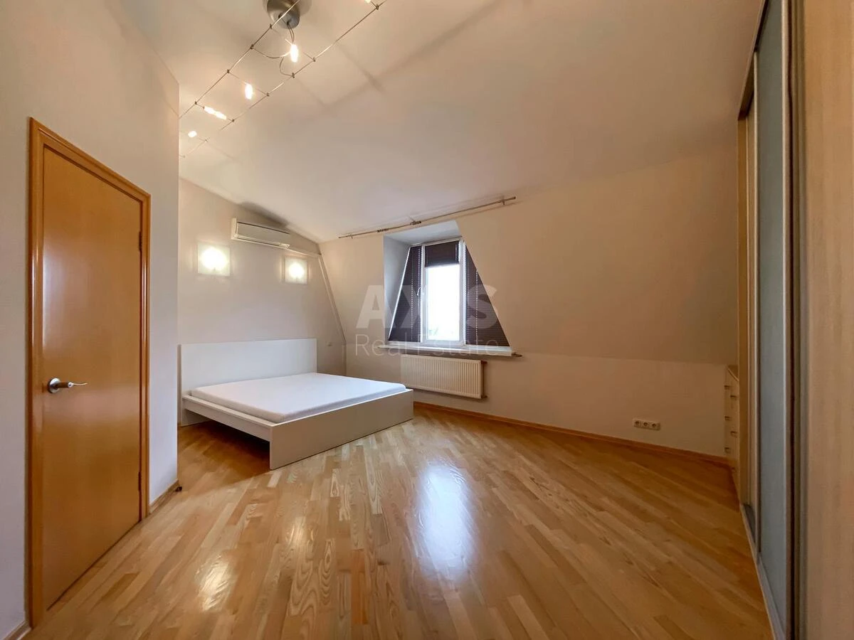 4k apartment vul. Jaroslaviv Val 196334511