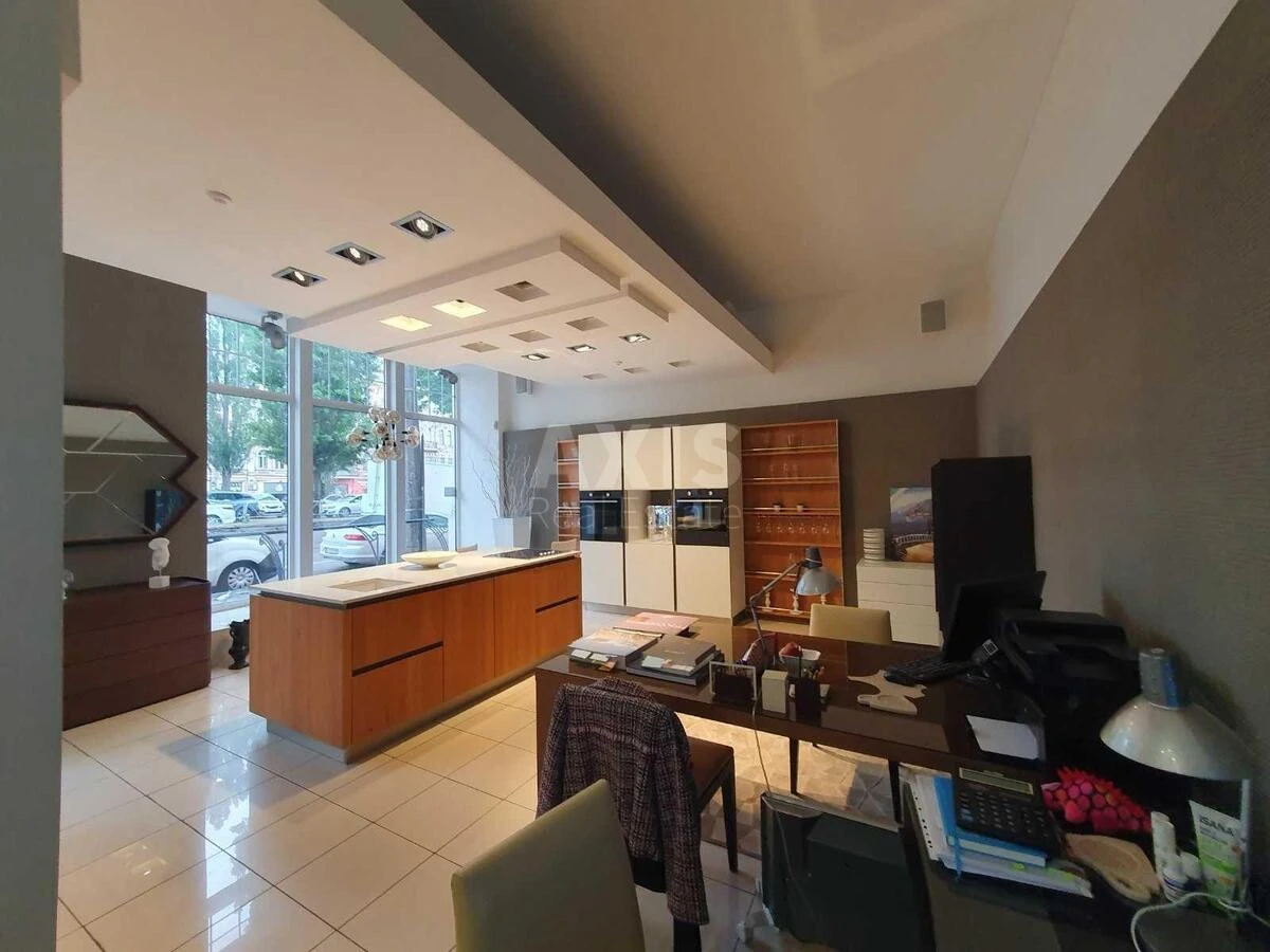 Объект торговли ул. Верхний Вал 30, 187м26713810