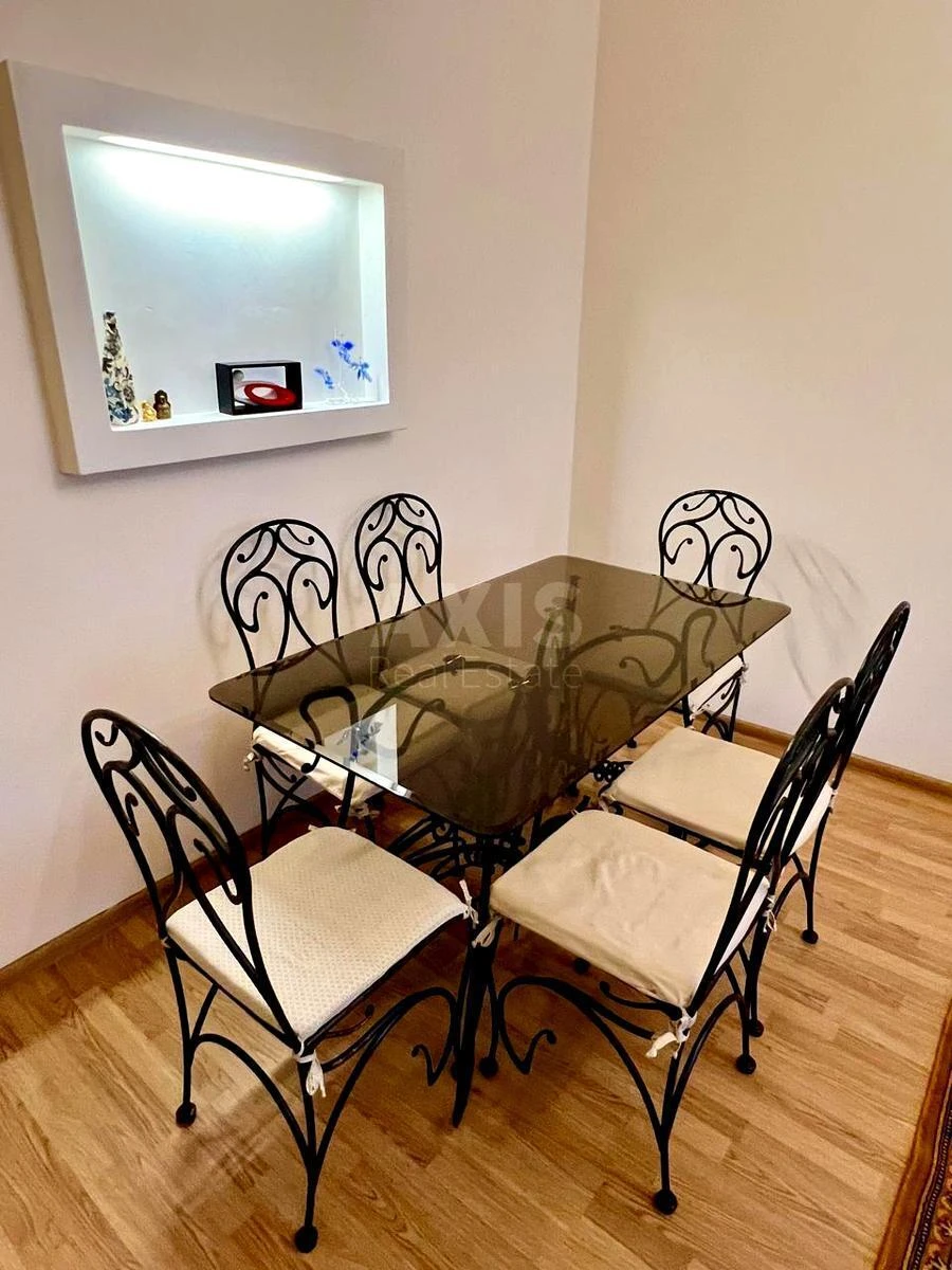 2k apartment vul. Piters'ka 10702001