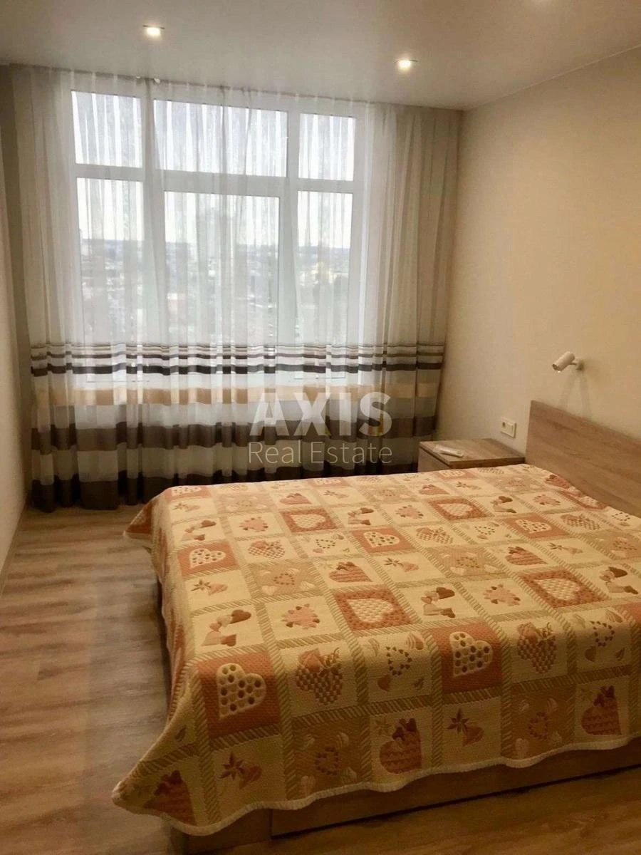 1k apartment vul. Sverstjuka Jevgena 4275911