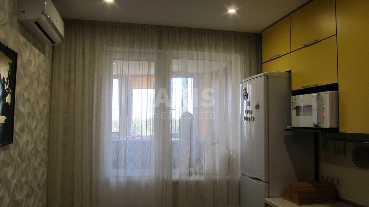 1k apartment vul. Ryz'ka 73Г652321