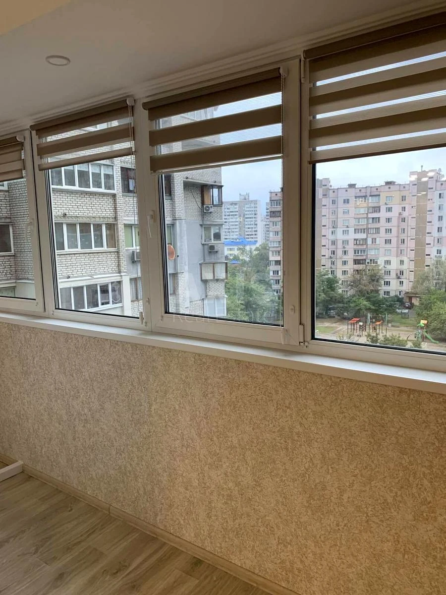2к квартира ул. Княжий Затон 14В685095