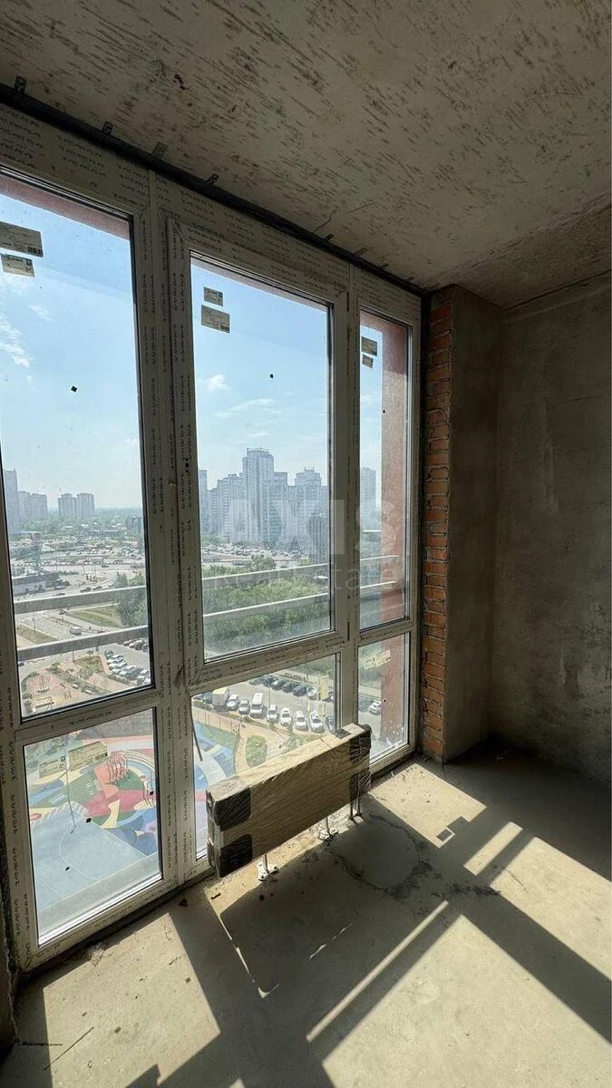 2k apartment nab. Dniprovs'ka 20А685922