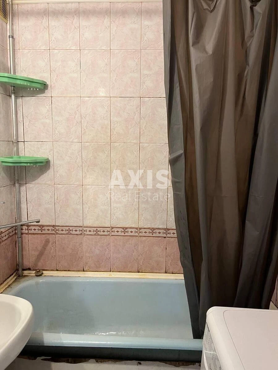 2k apartment pr-t Chervonoyi Kalyny Ninety-three B671785