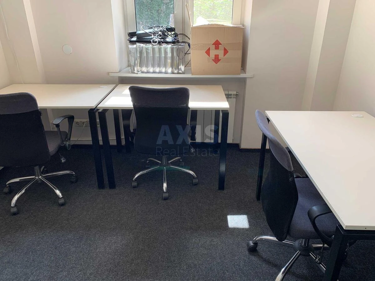 Office vul. Instytuts'ka 24/7, 70m2598603