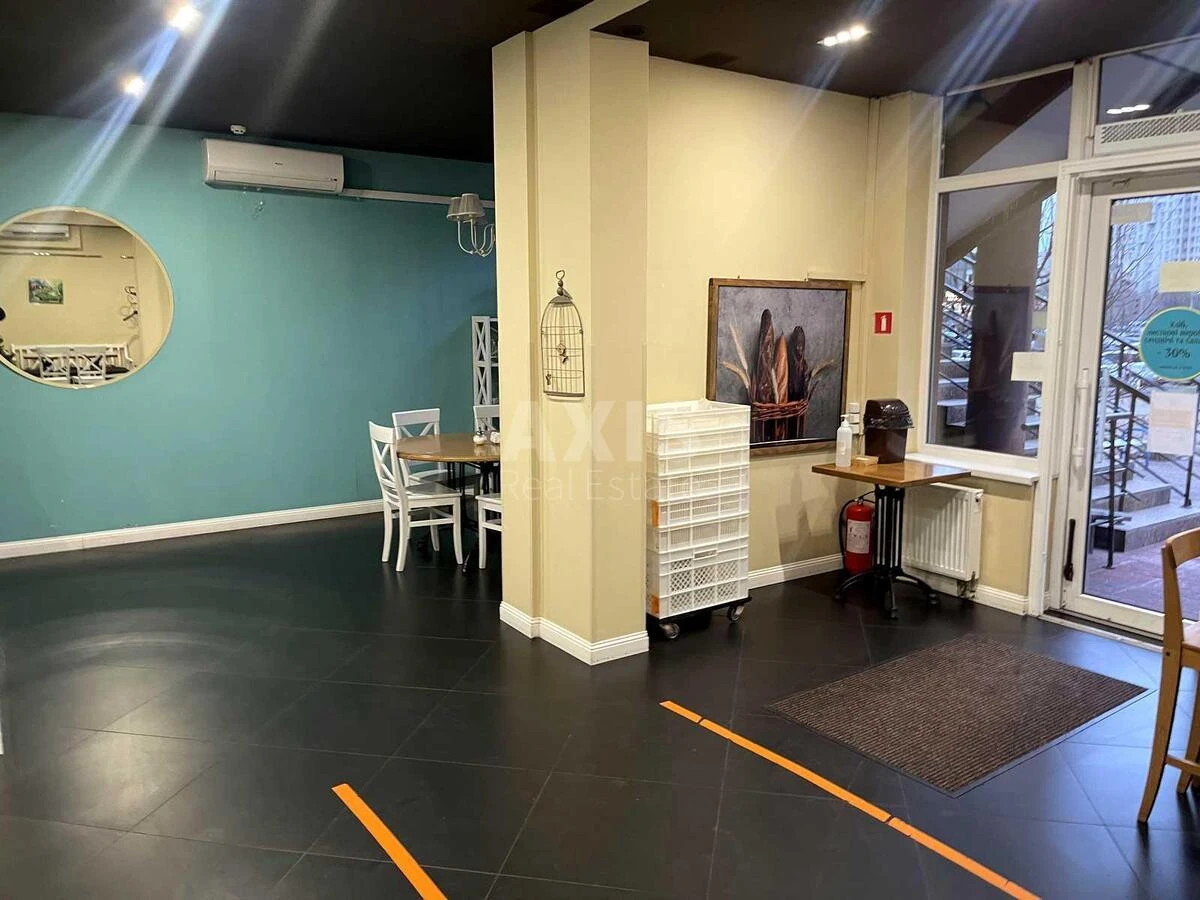 Office vul. Ahmatovoi' Anny 32/18, 80m2710524