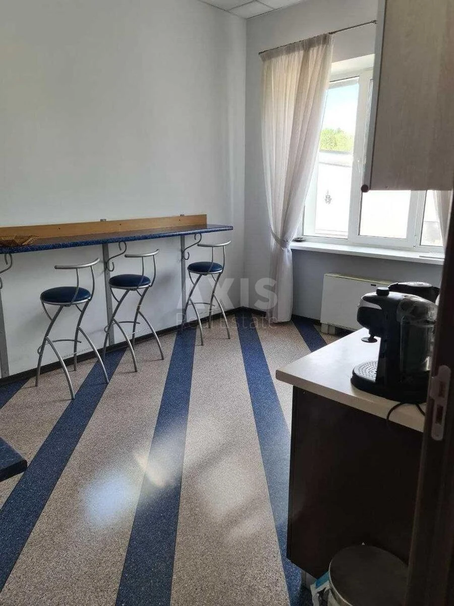 Office vul. Lugova 12, 378m2607078