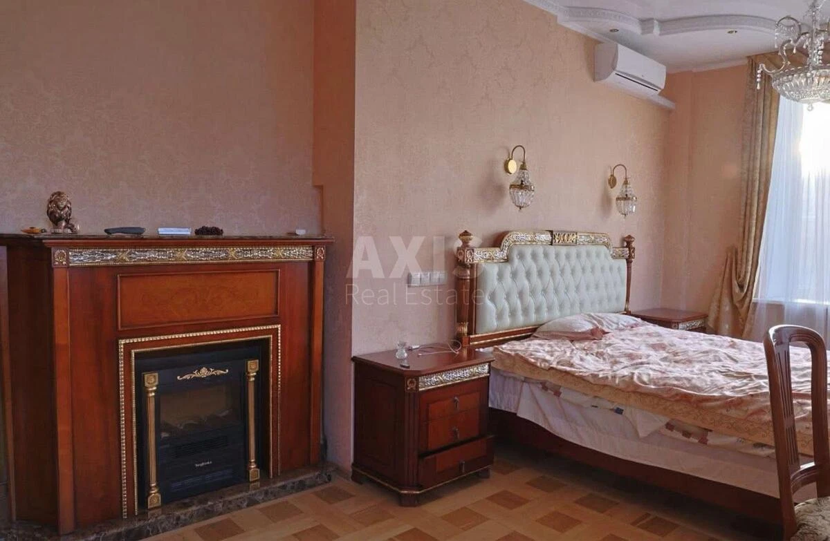 4k apartment uzv. Klovs'kyj 17693362