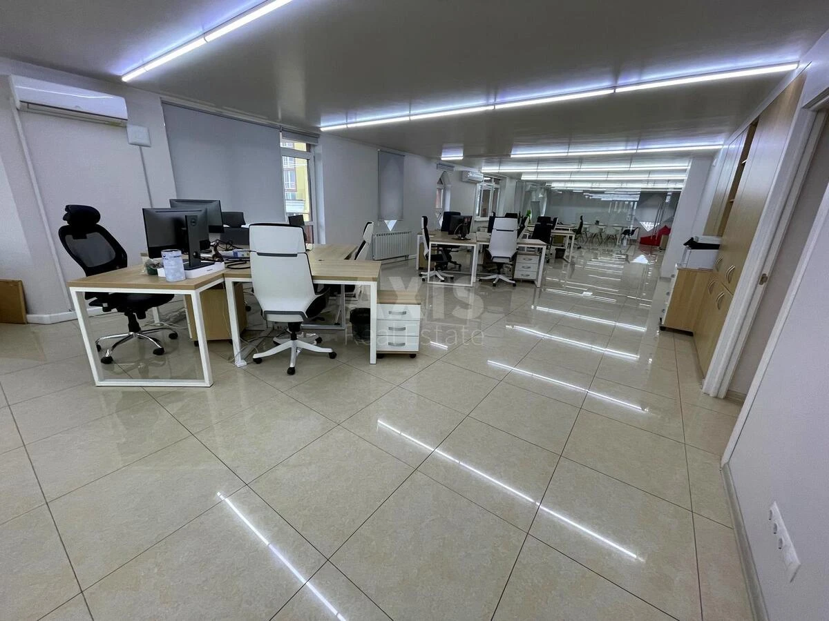 Office vul. Kopernyka 11, 350m26790010