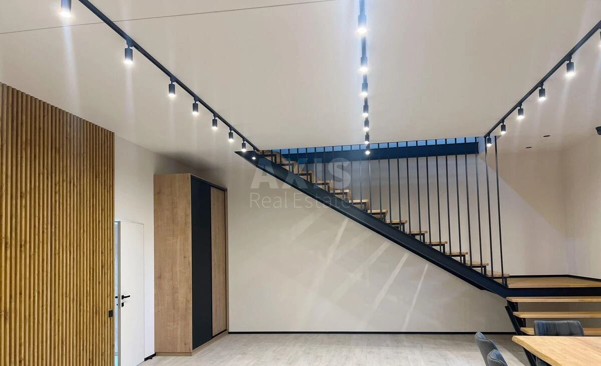 House vul. Shidna, 320m2, Kyiv city616602