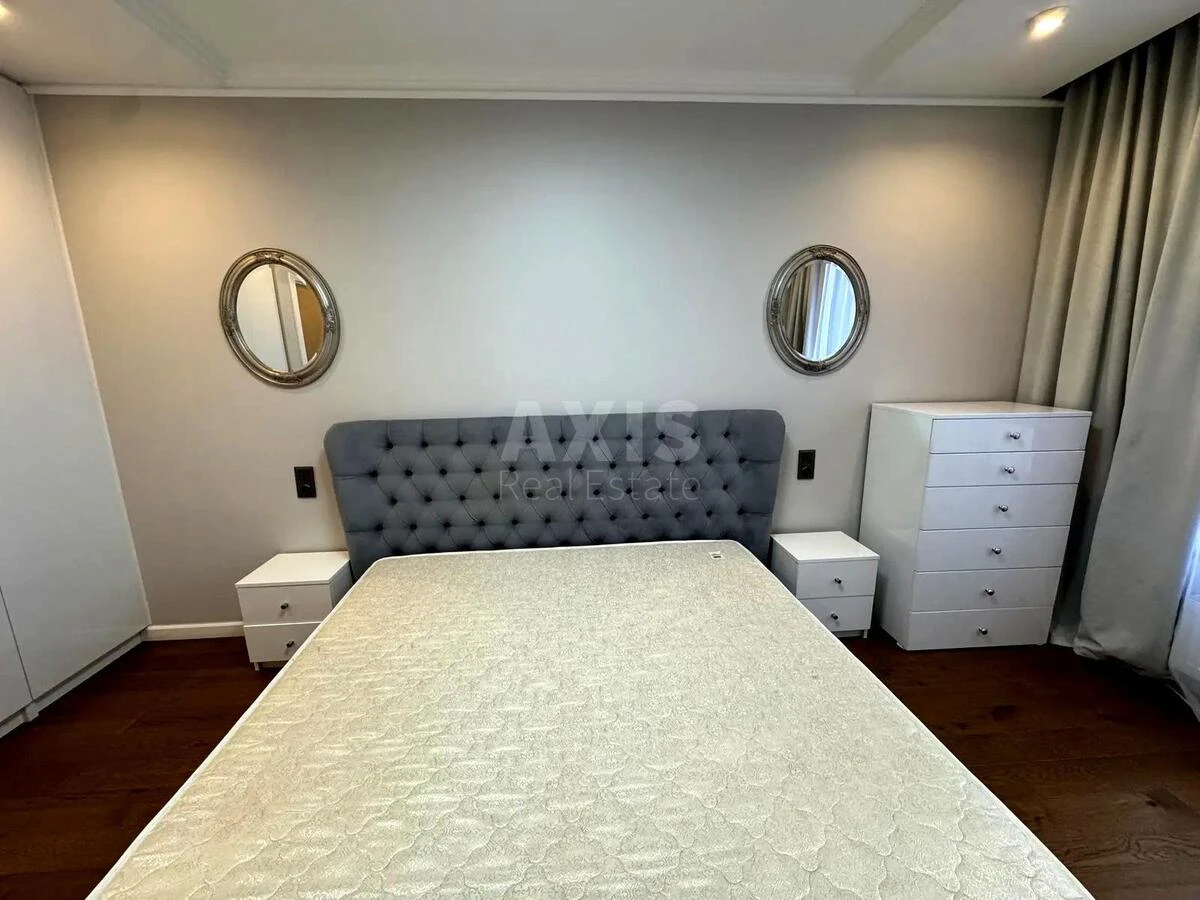 2к квартира пр-т Голосеевский 606643411