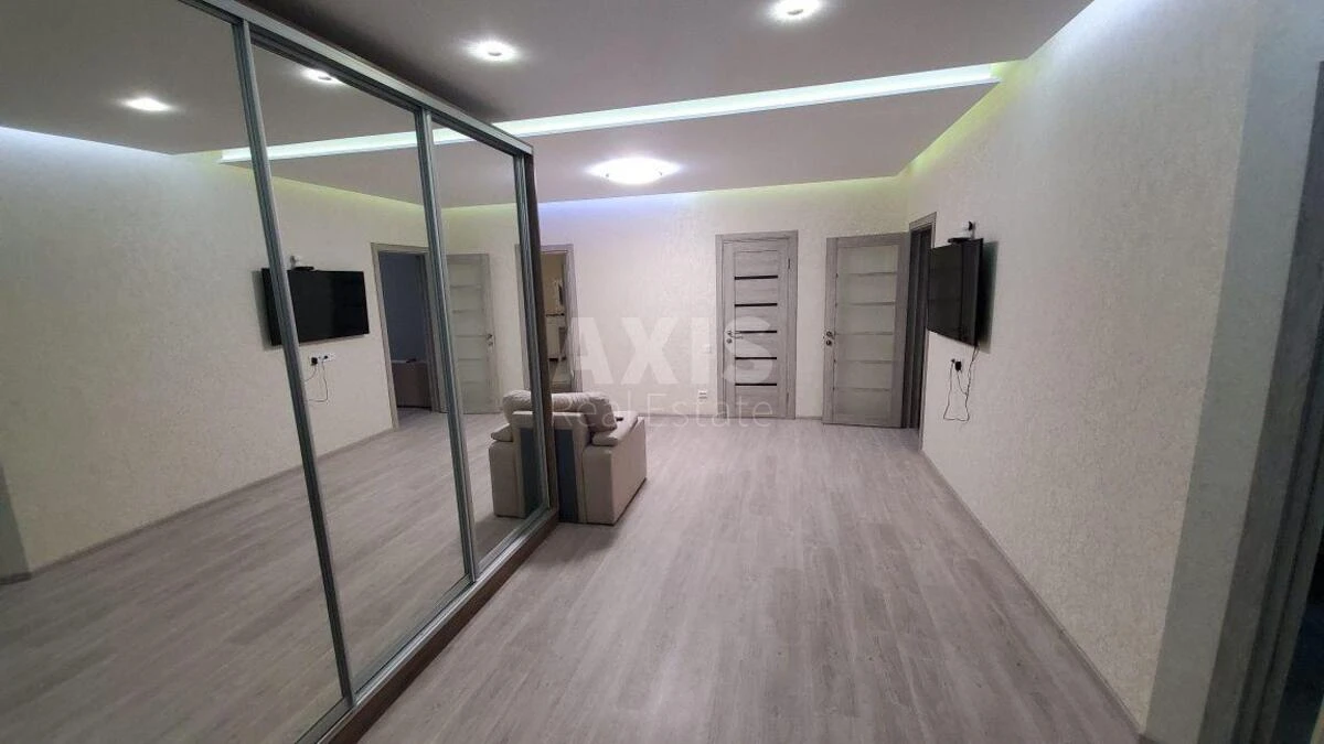 2k apartment vul. Myhajla Maksymovycha 3Г6482812