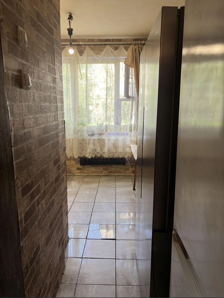 3k apartment vul. Korol'ova Akademika 12Г6825112