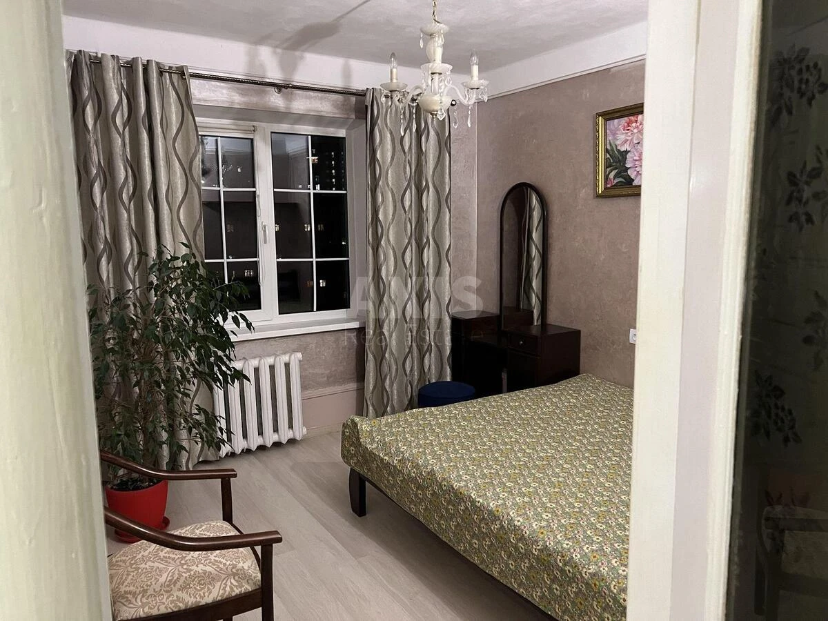 2к квартира ул. Раевского Николая 11666102