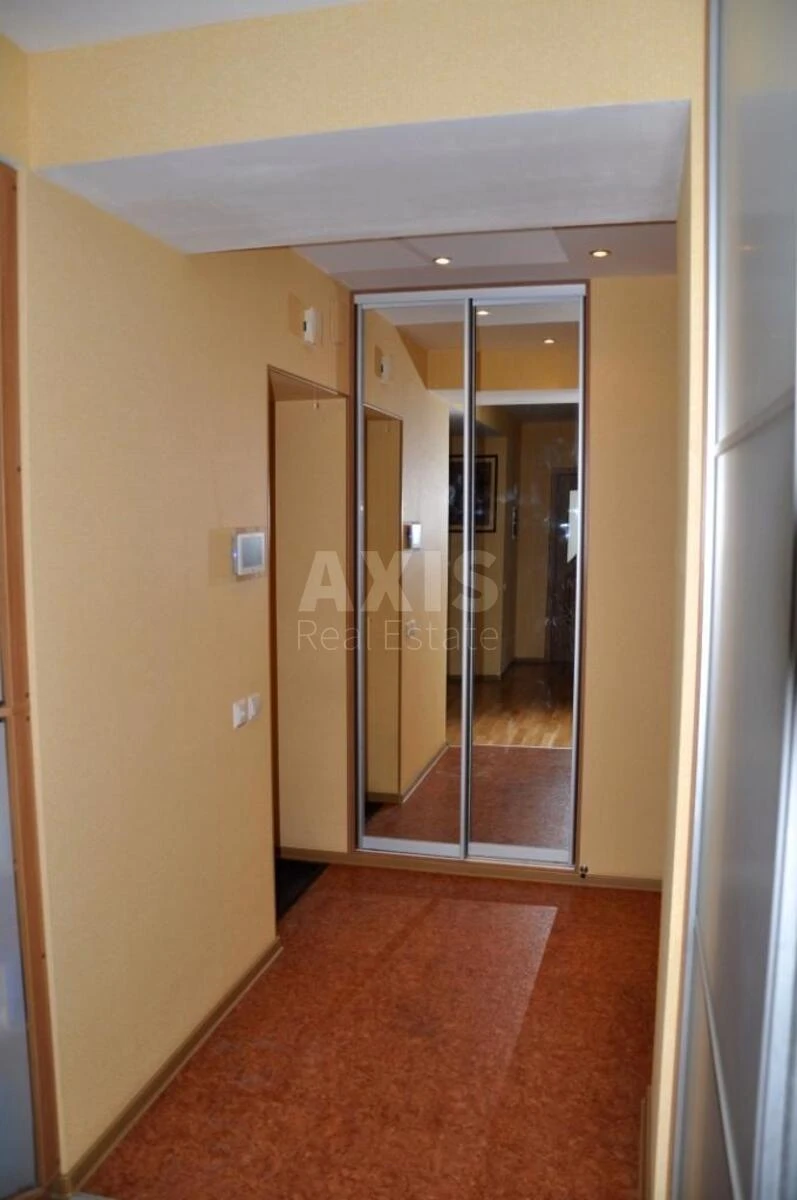 4k apartment vul. Kotel'nykova Myhajla 1655085