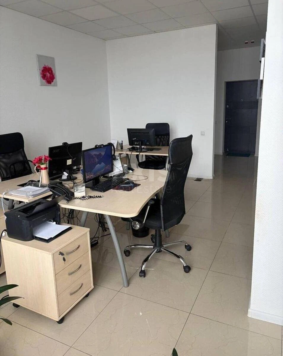 Office vul. Truskavec'ka 8, 57m2668061