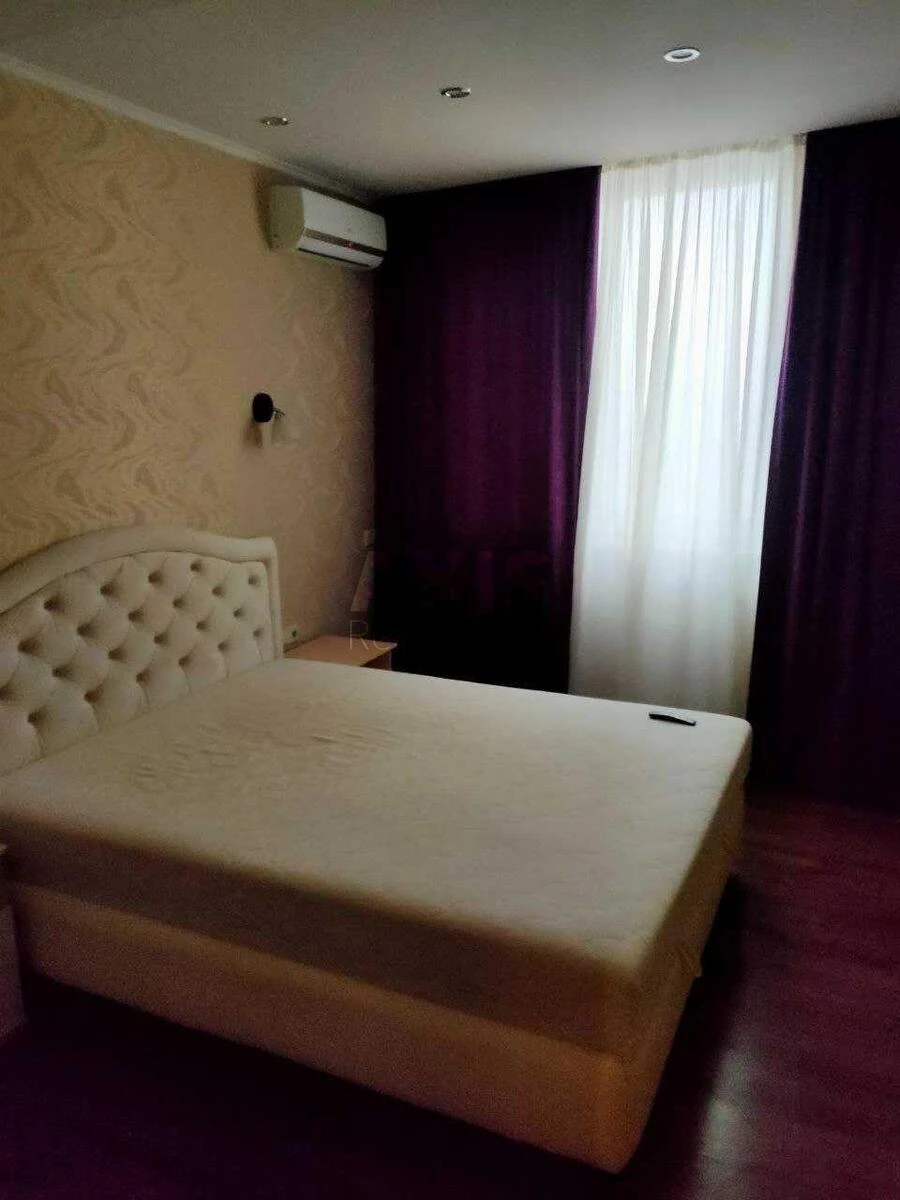 1k apartment vul. Ryz'ka 73Г652322