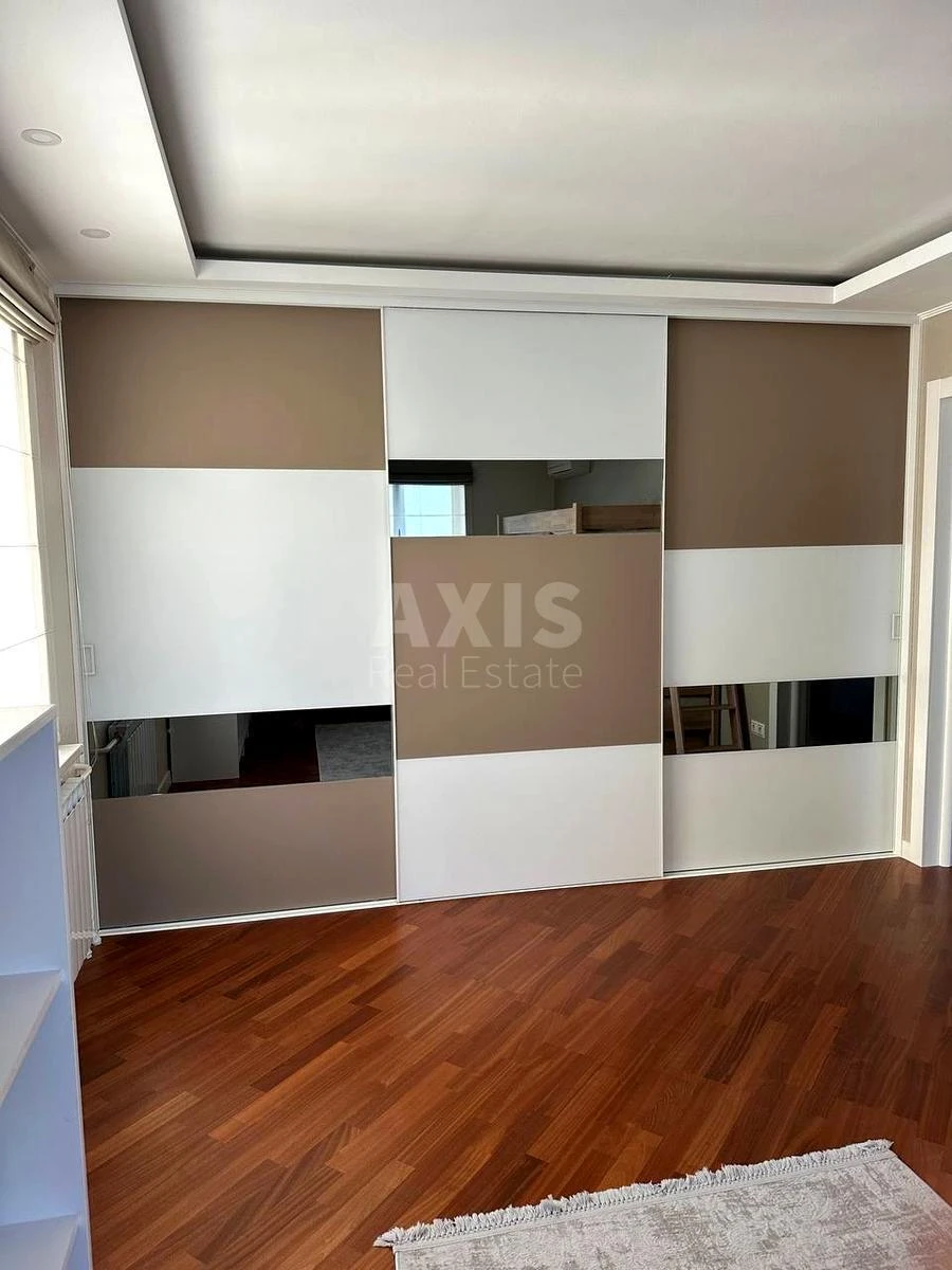 3k apartment bul. Darnyc'kyj 106690014