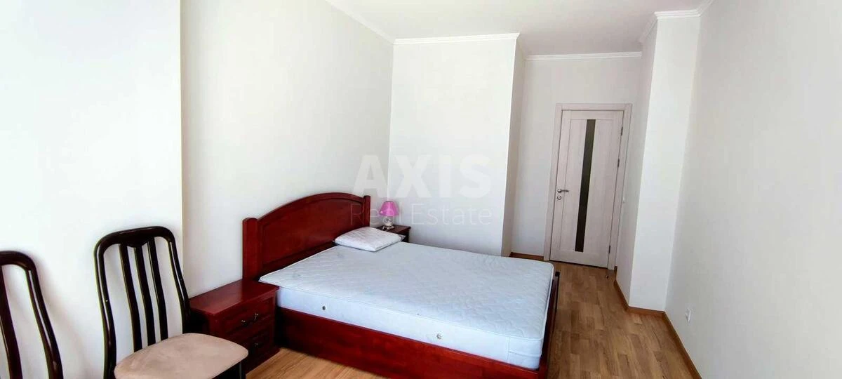 2к квартира пр-т Глушкова Академика 9В715116