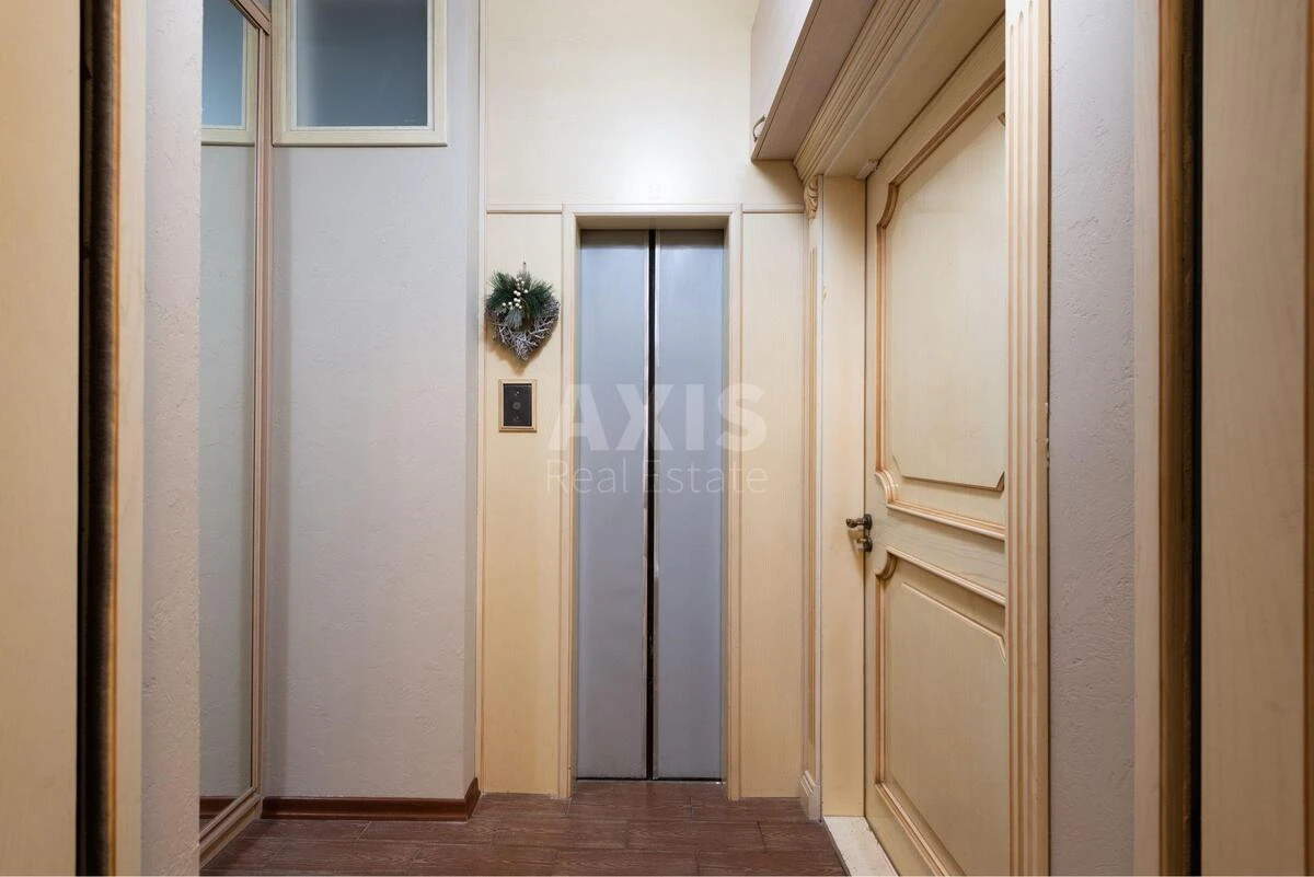 5k apartment vul. Antonovycha 8700907