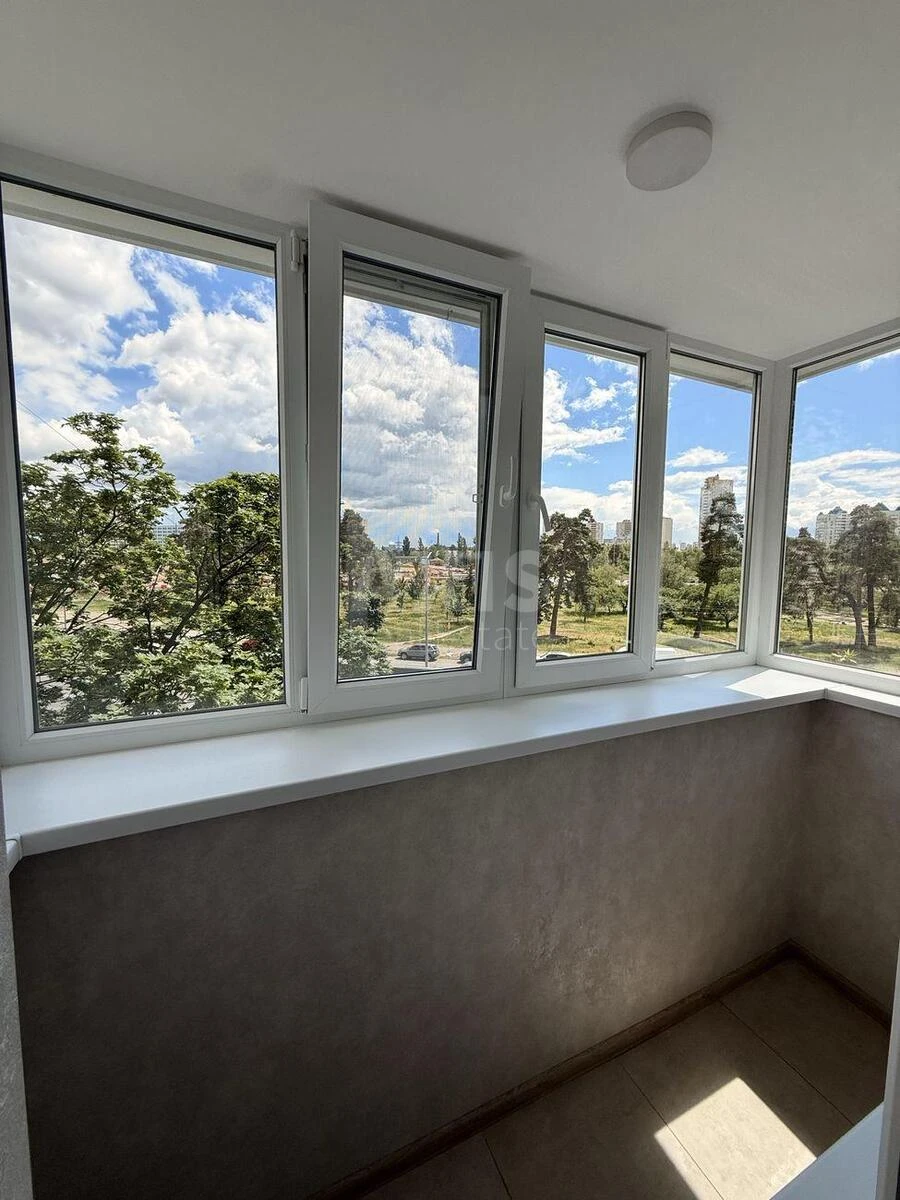 3k apartment vul. Malyshka Andrija 35686364