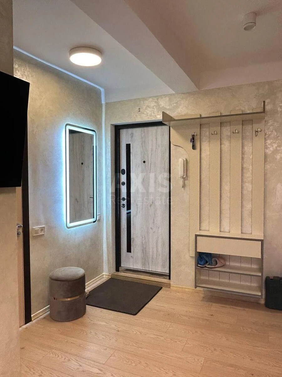 2k apartment bul. Verhovnoi' Rady 1701026