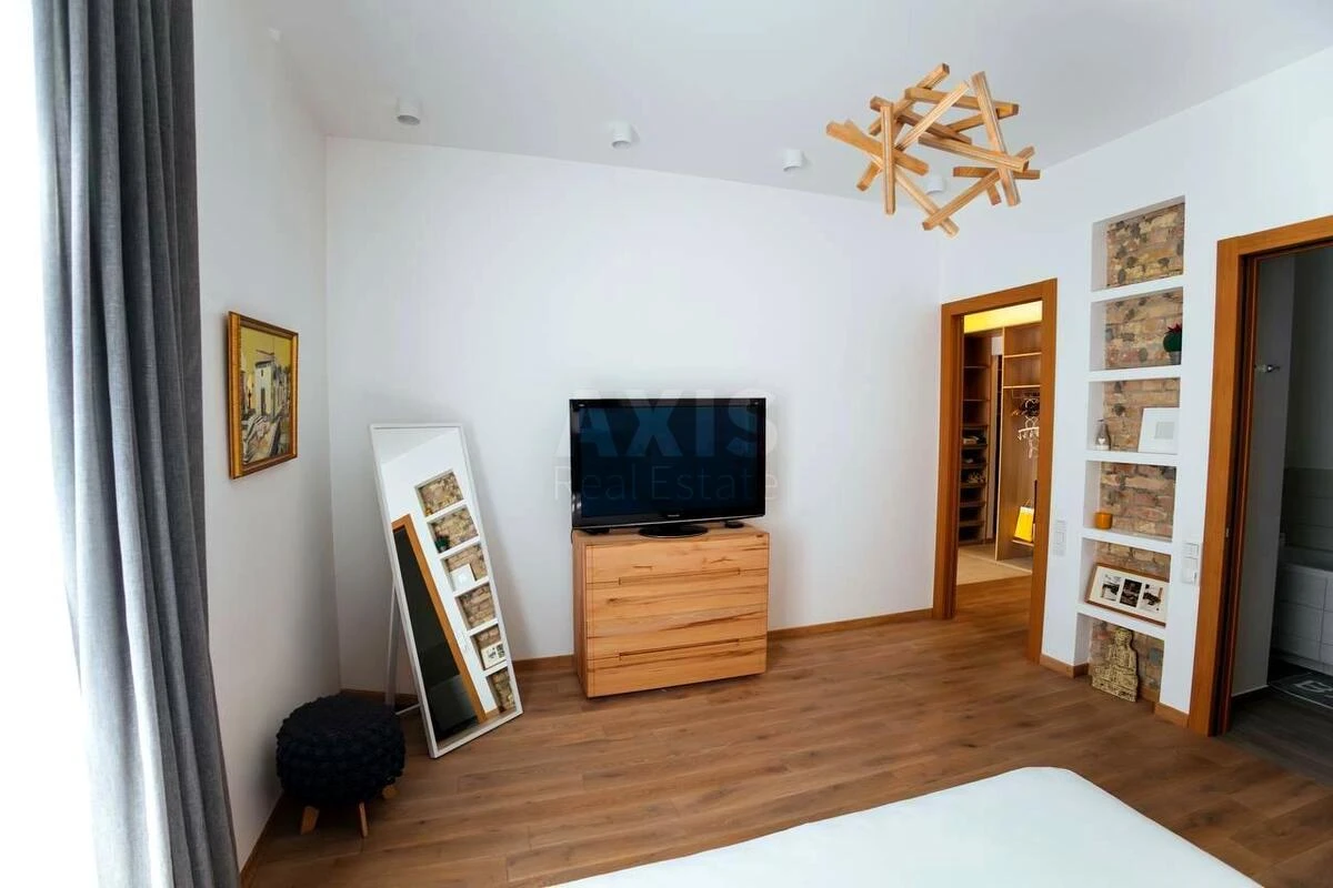 3k apartment vul. Antonovycha 19/21654266