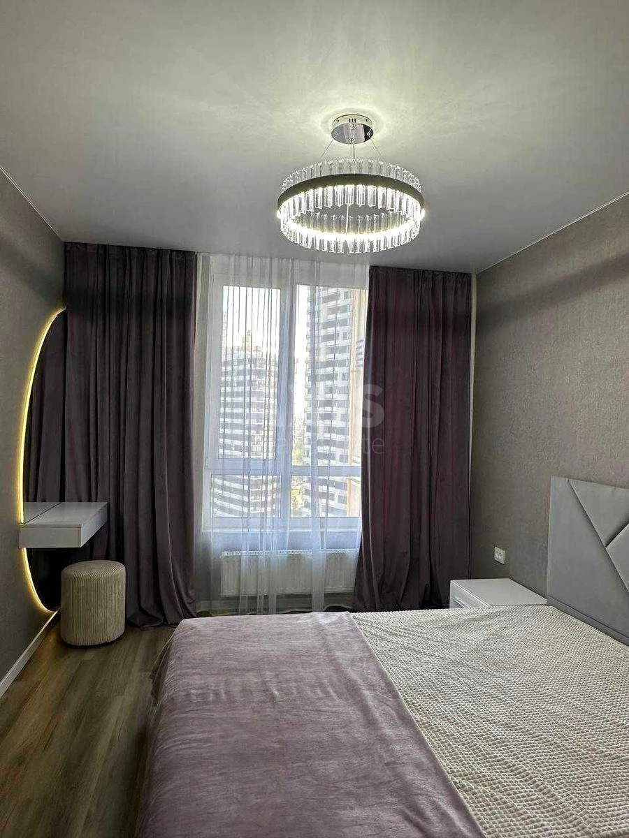 1k apartment vul. Oleksandra Olesja 8/17632720