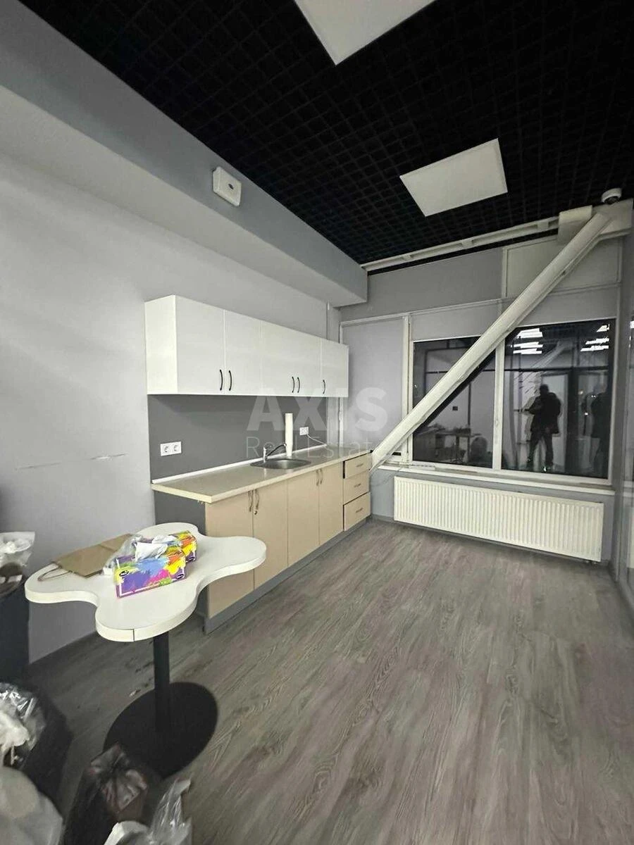 Office vul. Verhnij Val 2, 200m2656777