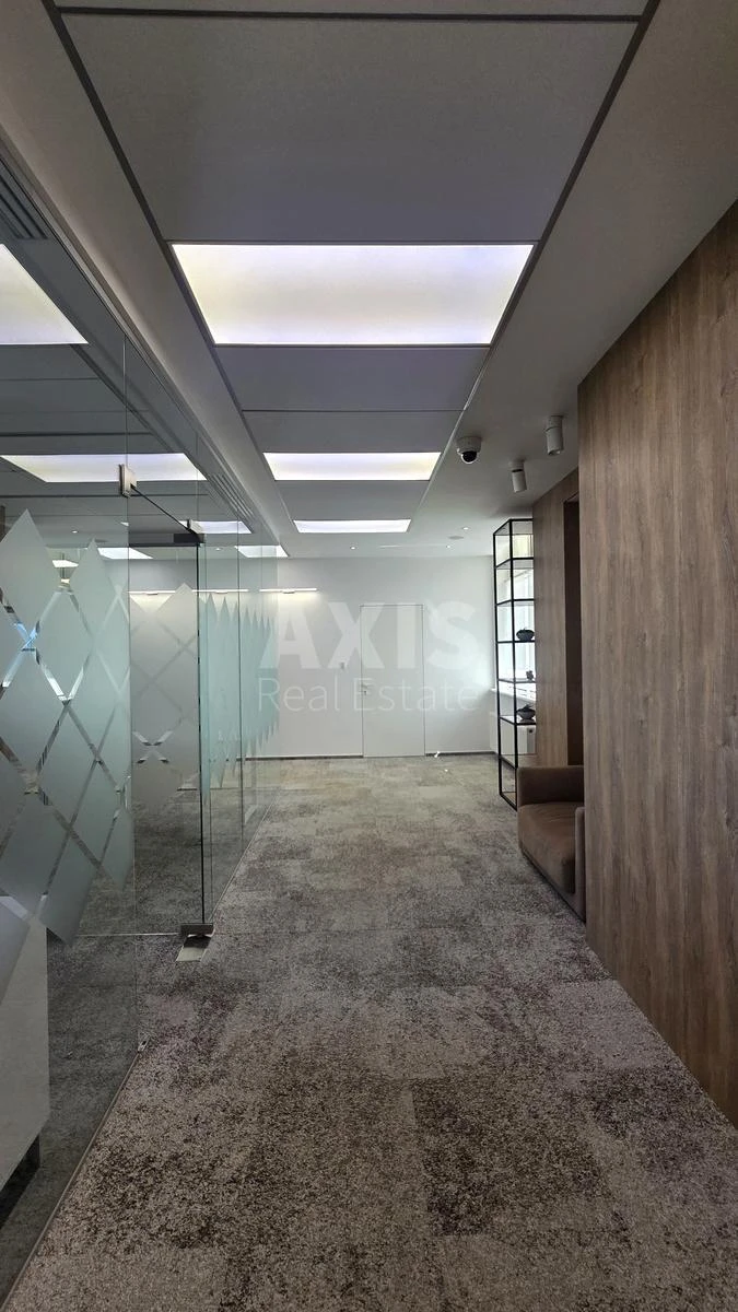Office vul. Grushevs'kogo Myhajla 9Б, 555m27047819