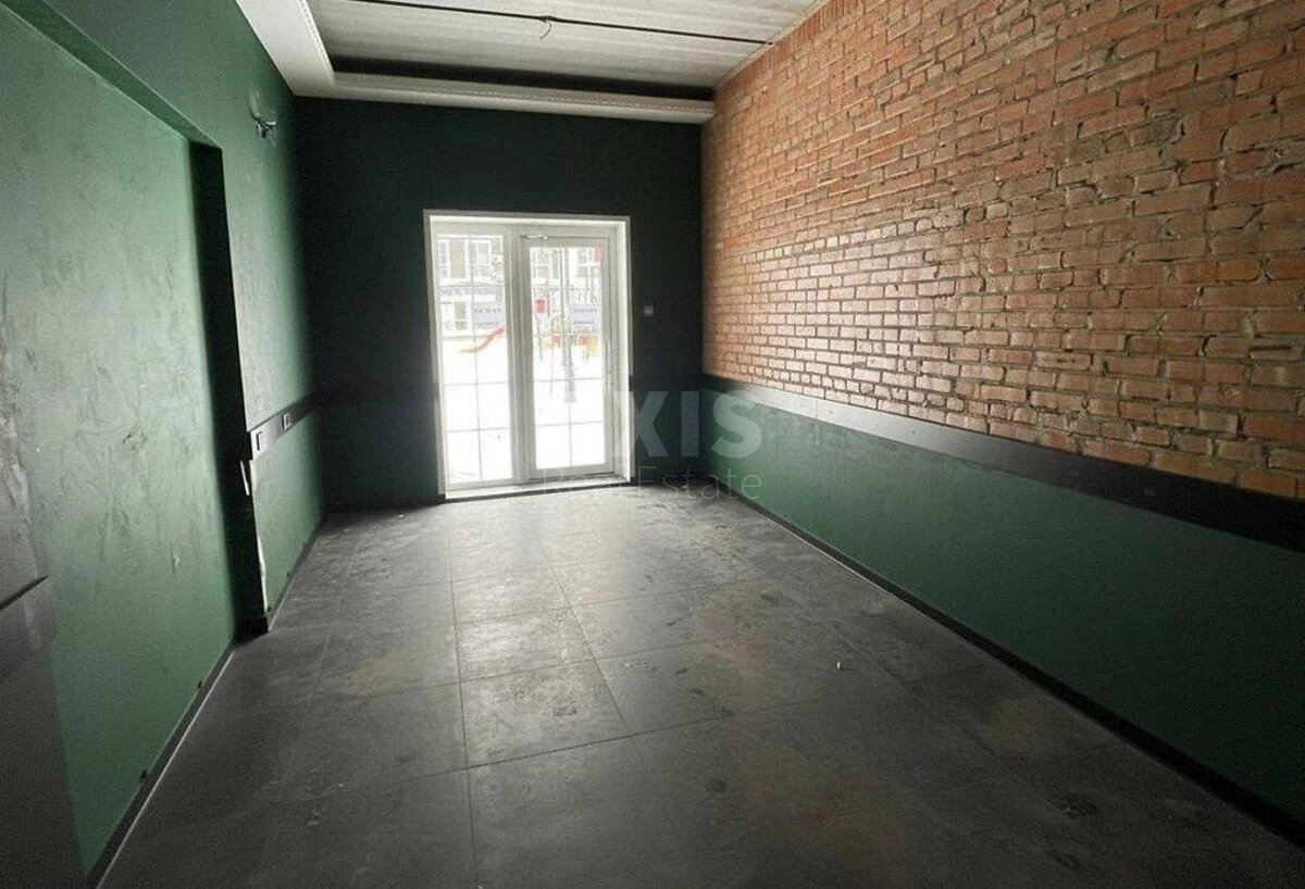 Объект торговли ул. Михаила Максимовича 26Г, 30м2663612