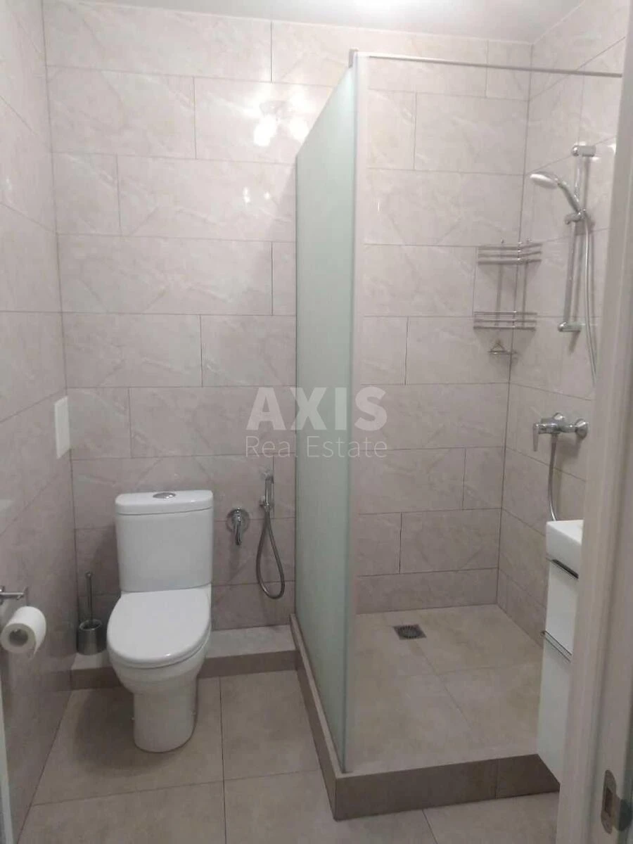 1k apartment pr-t Berestejskij 65Б6460312