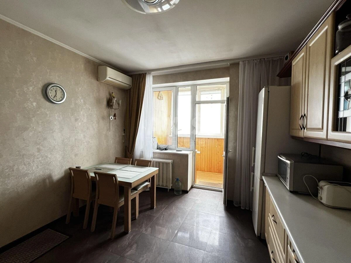 2k apartment pr-t Bazhana Mykoly 10679500