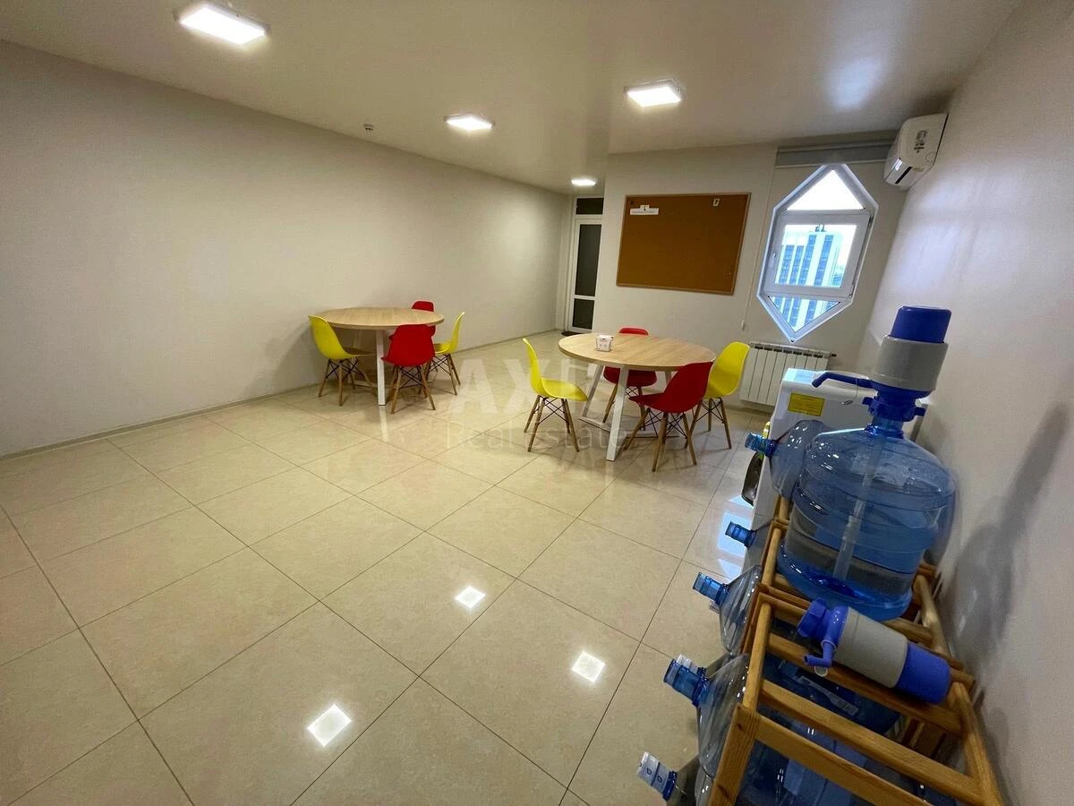 Office vul. Kopernyka 11, 350m26790011