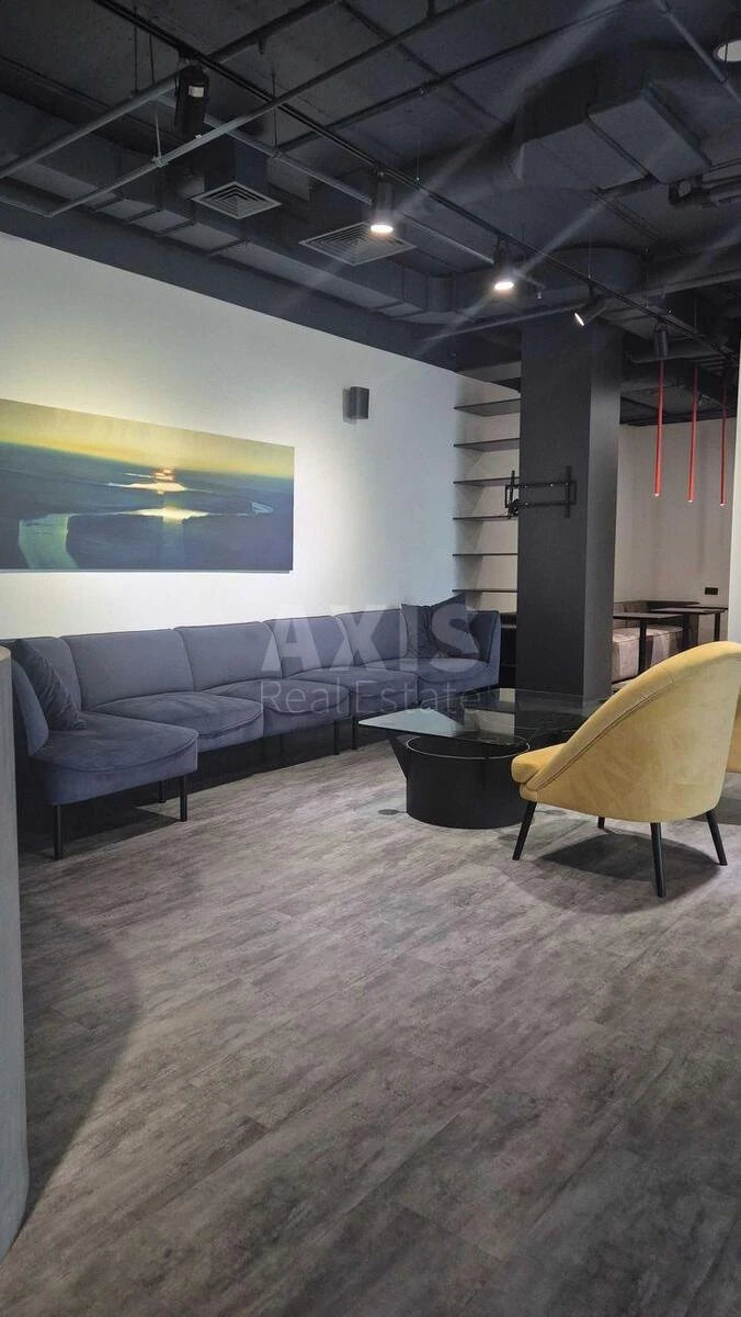 Office vul. Knyaziv Ostrozkykh 32/2, 183m2666842