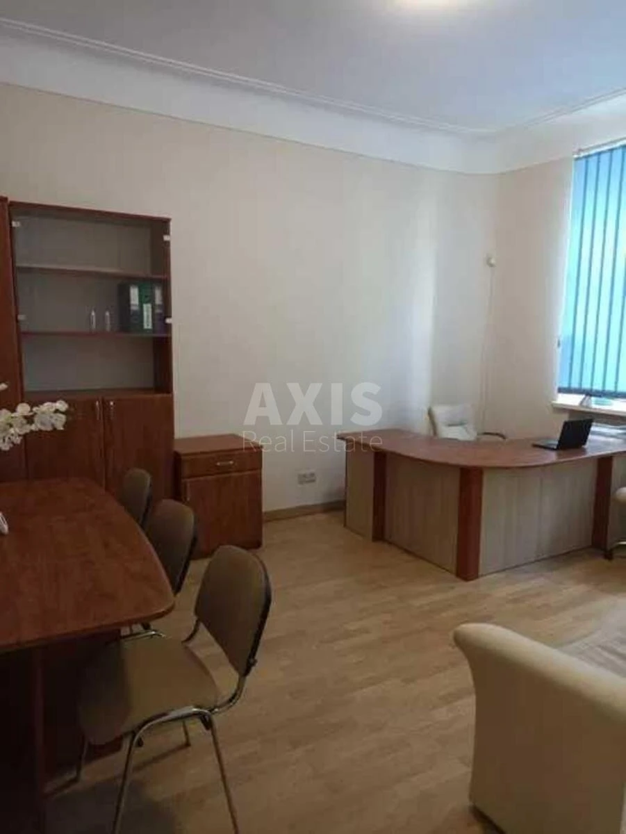 Офис ул. Хмельницкого Богдана 46, 85м2647569