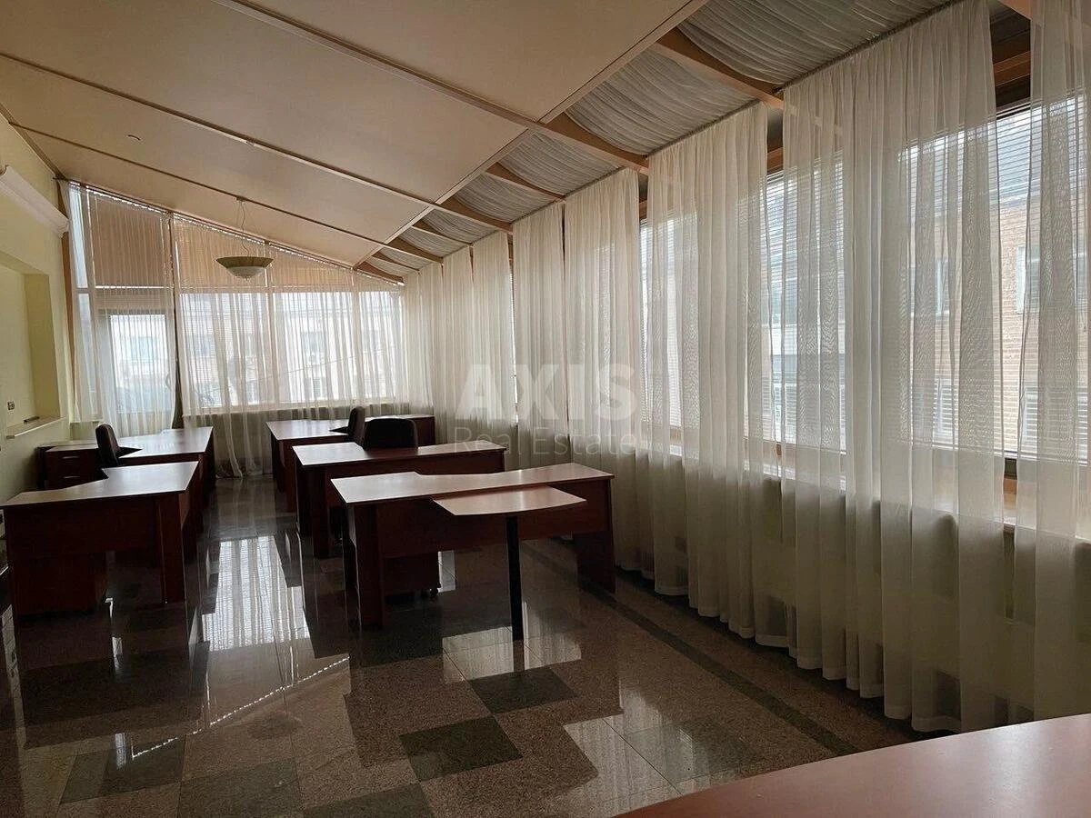 Office vul. Lyps'ka 10, 160m2648511