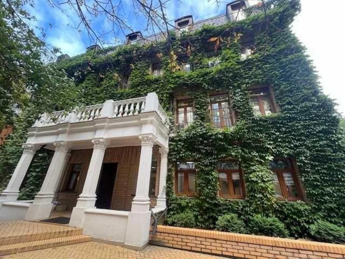 Офис ул. Жилянская 72А, 750м271181