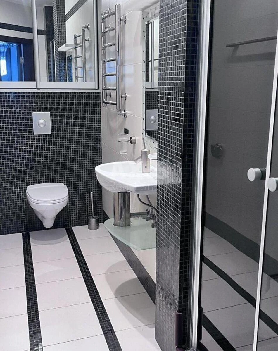 3к квартира ул. Ахматовой Анны 13Г5950214