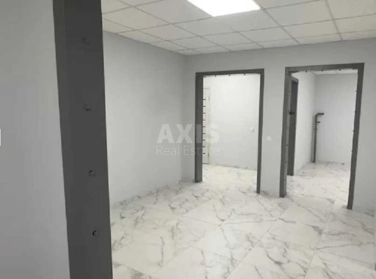 Объект торговли ул. Ревуцкого 54А, 98м2700282